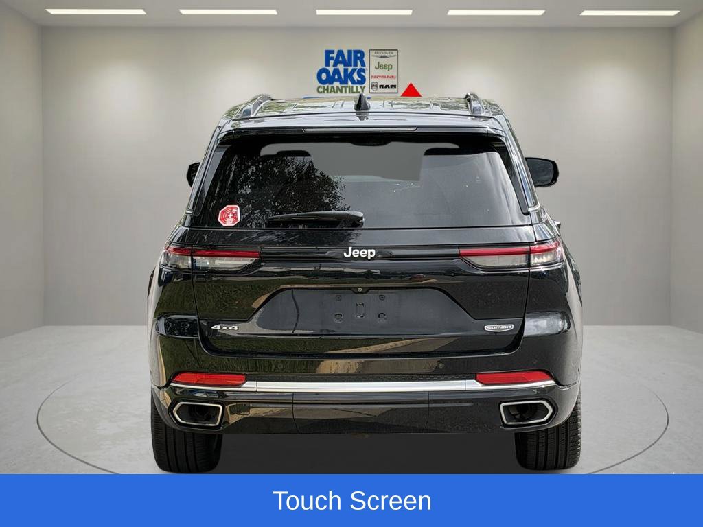 Used 2025 Jeep Grand Cherokee Summit AWD/4WD image 9