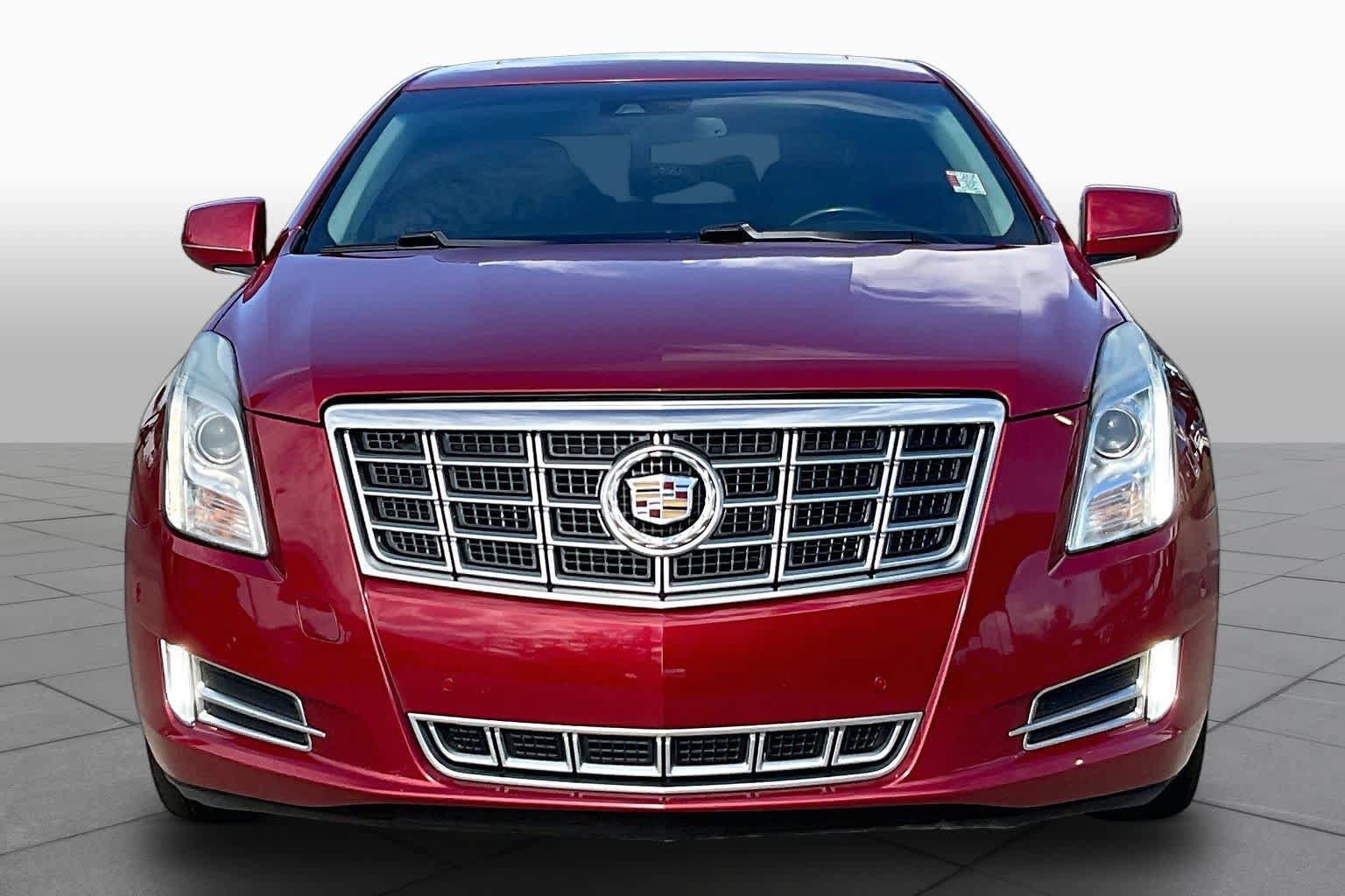 Used 2015 Cadillac XTS Luxury w/ Driver Awareness Package FWD image 4
