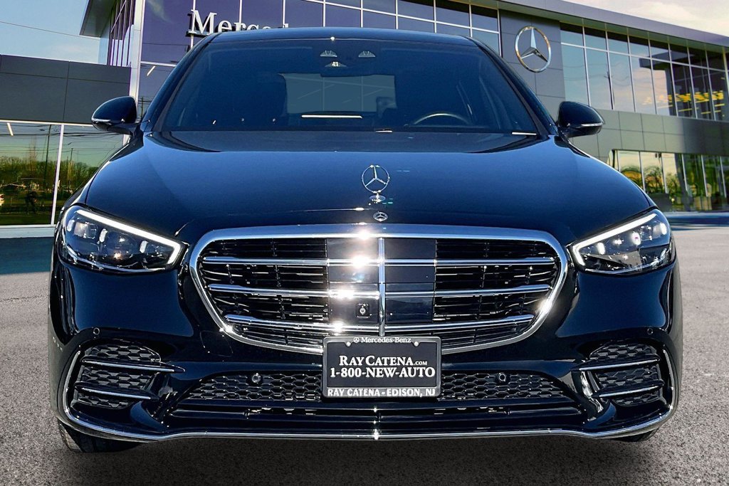Certified 2023 Mercedes-Benz S 500 4MATIC image 2