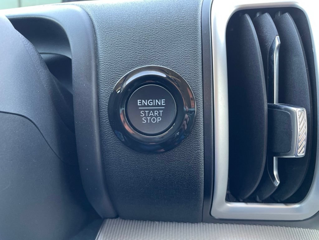 Used 2025 Ford Expedition Active AWD/4WD image 30