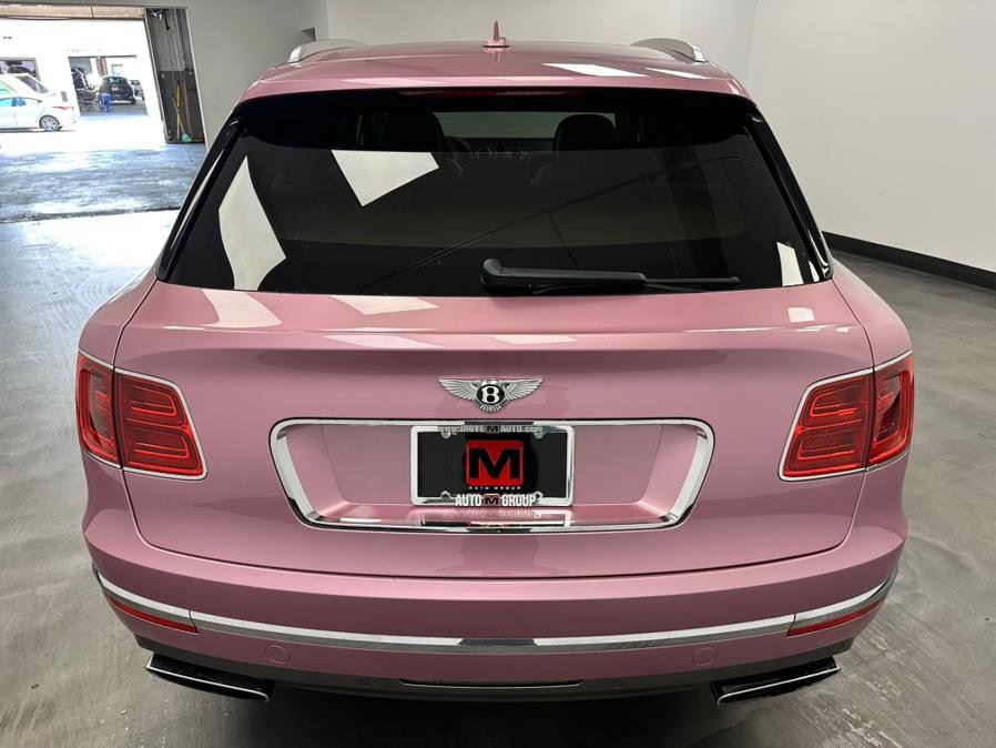 Used 2018 Bentley Bentayga image 5