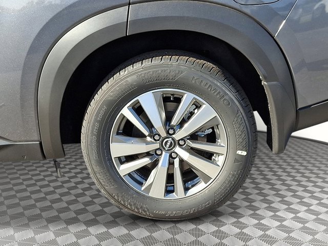 New 2025 Nissan Pathfinder SL image 6