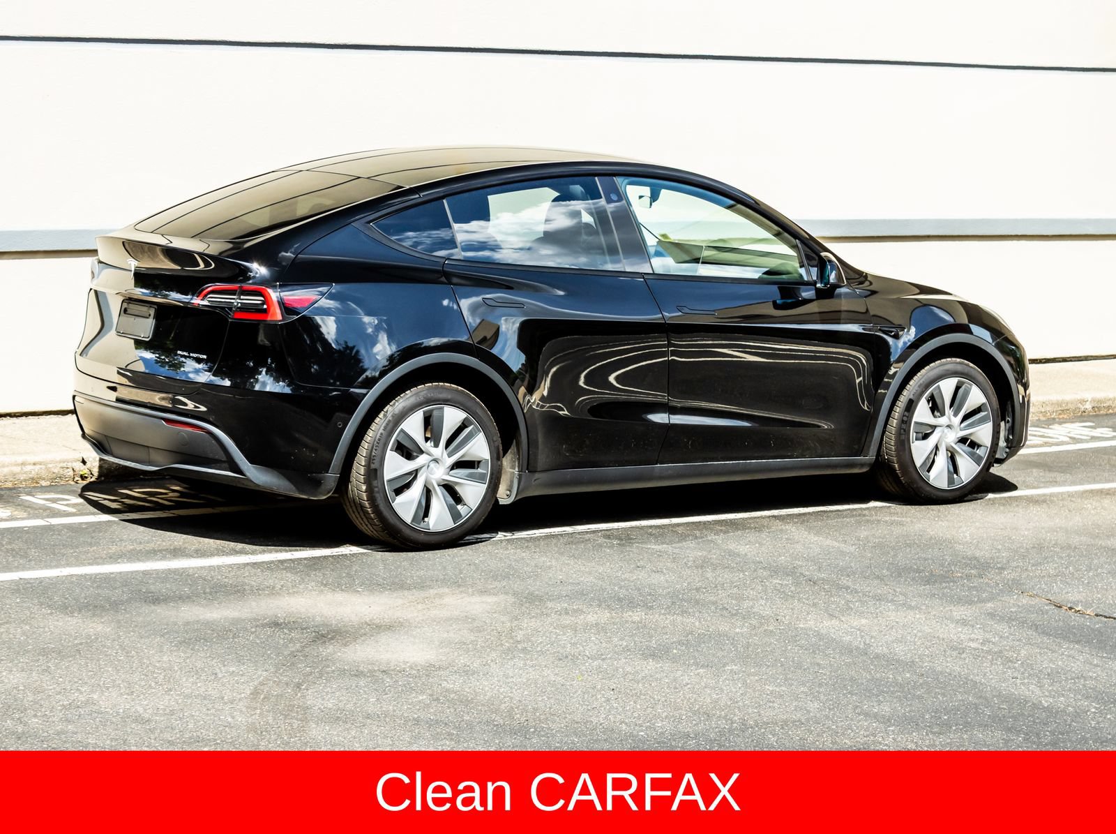 Used 2022 Tesla Model Y Long Range AWD/4WD image 7