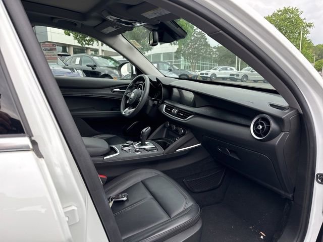 Used 2021 Alfa Romeo Stelvio Sprint w/ Sun & Sound Package AWD/4WD image 12