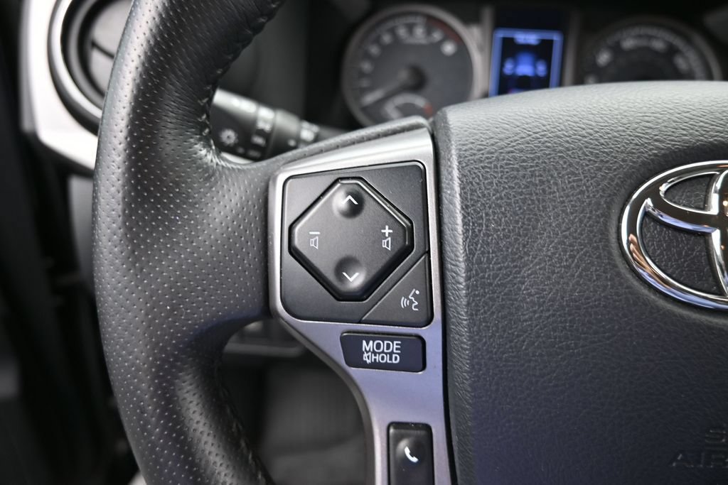 Used 2019 Toyota Tacoma SR5 RWD image 33