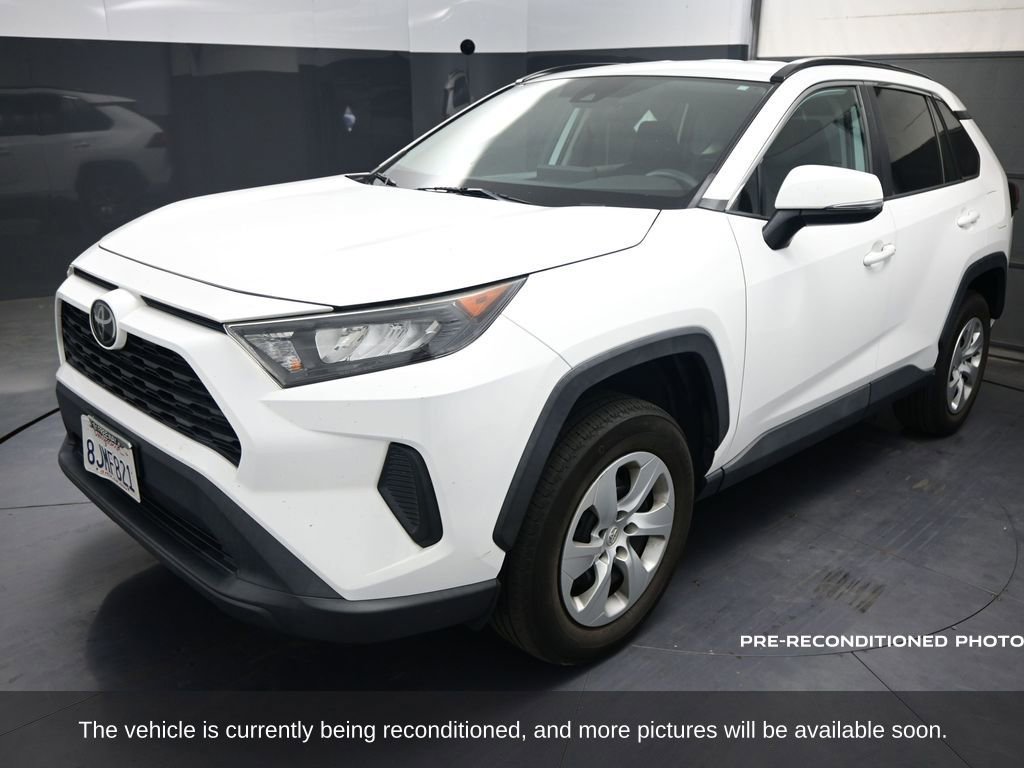Used 2019 Toyota RAV4 LE w/ Carpet Mat Package image 2