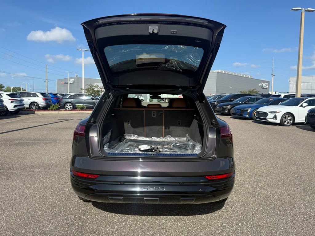Used 2024 Audi Q8 e-tron Premium Plus w/ Premium Plus Package image 56
