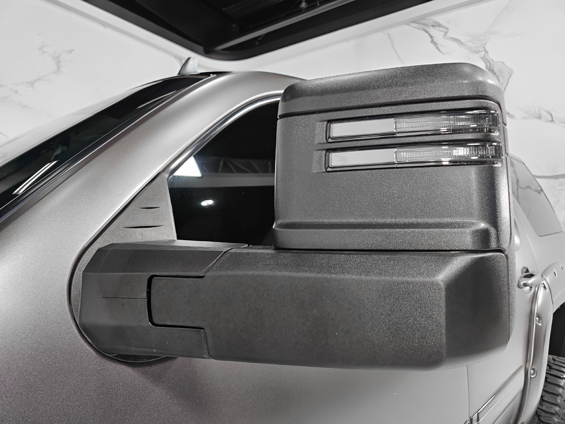 Used 2014 GMC Yukon Denali AWD/4WD image 19