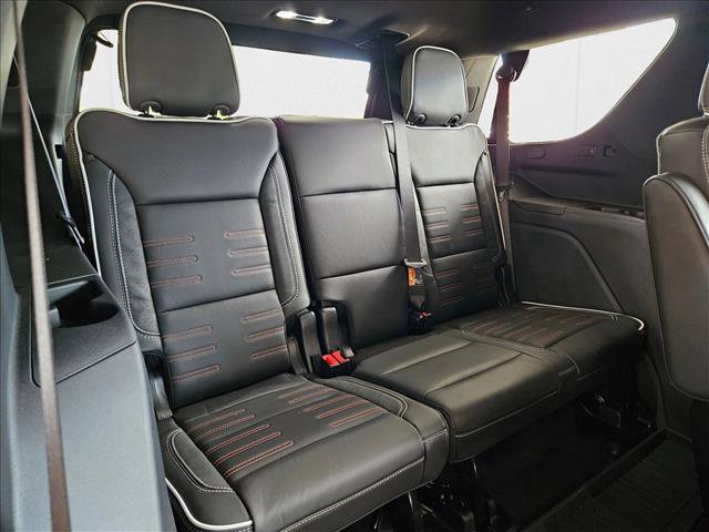 Used 2025 GMC Yukon AT4 Ultimate image 23