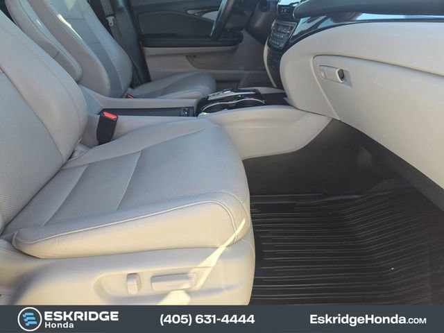 Used 2021 Honda Pilot Elite image 16