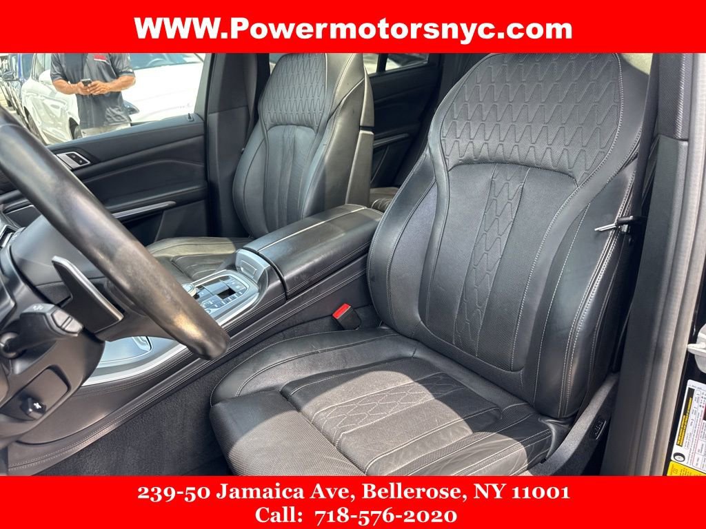 Used 2020 BMW X5 M50i w/ Premium Package image 34