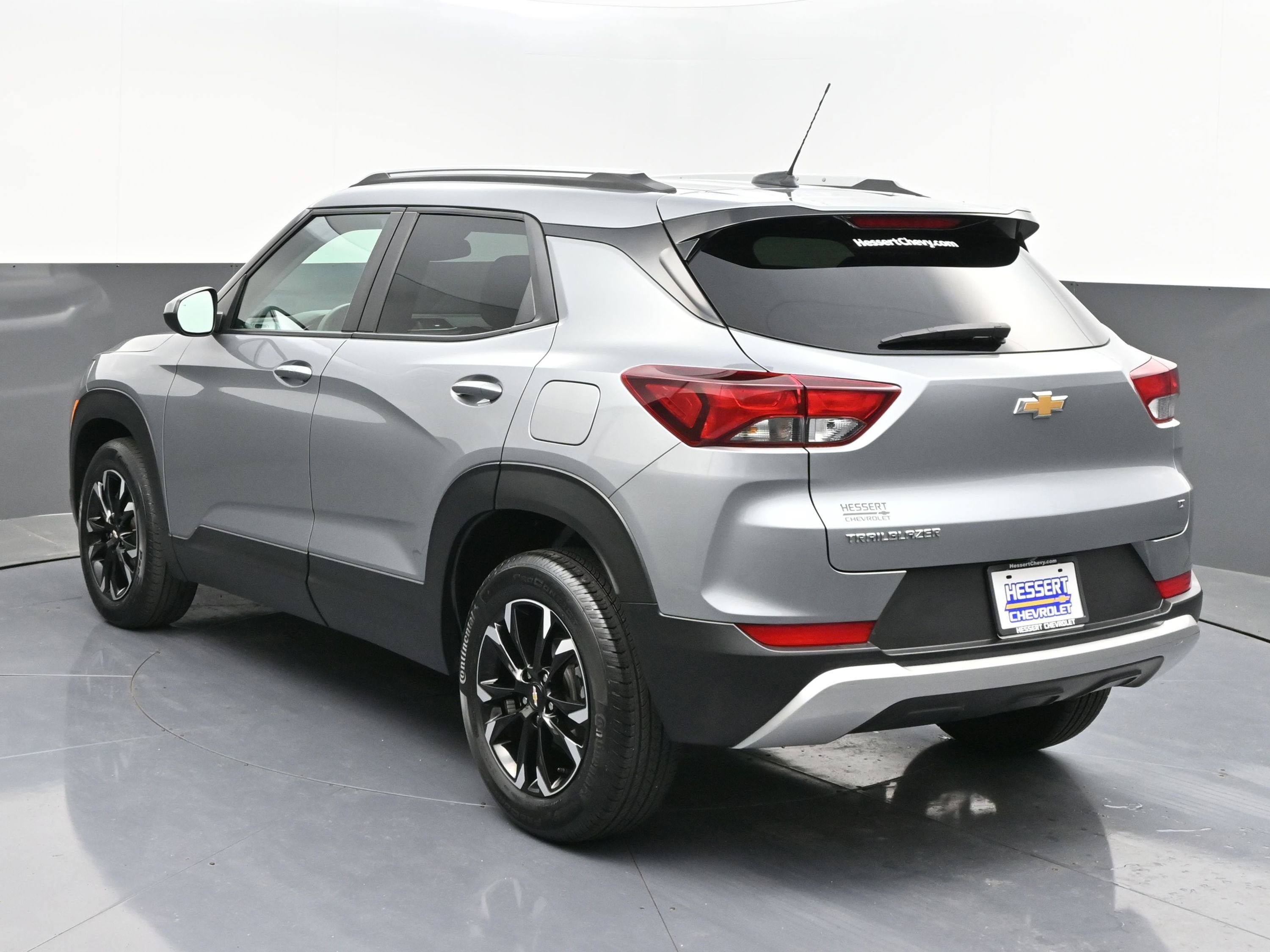 Certified 2023 Chevrolet TrailBlazer LT w/ Convenience Package FWD image 5