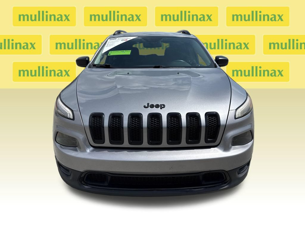 Used 2017 Jeep Cherokee Sport FWD image 11