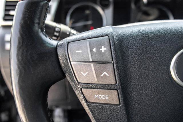 Used 2013 Lexus LX 570 4WD w/ Luxury Pkg image 13