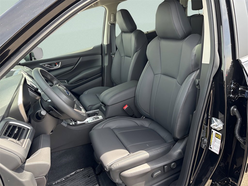 New 2025 Subaru Ascent Limited image 13