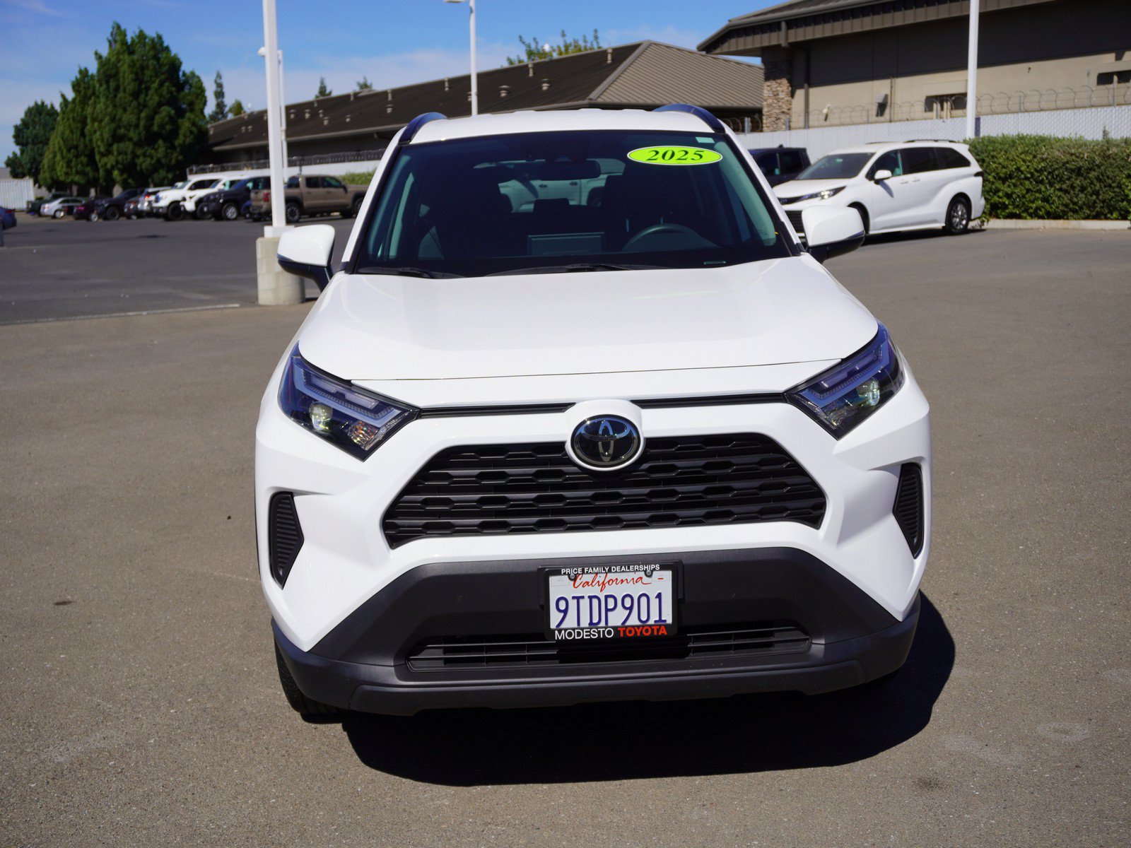 Used 2025 Toyota RAV4 XLE w/ Weather Package AWD/4WD image 6