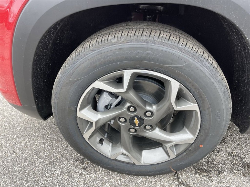 New 2026 Chevrolet Trax LT w/ Driver Confidence Package image 10