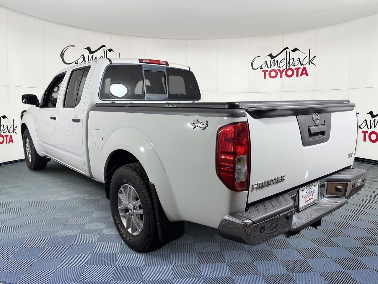 Used 2016 Nissan Frontier SV w/ SV Value Truck Package RWD image 6