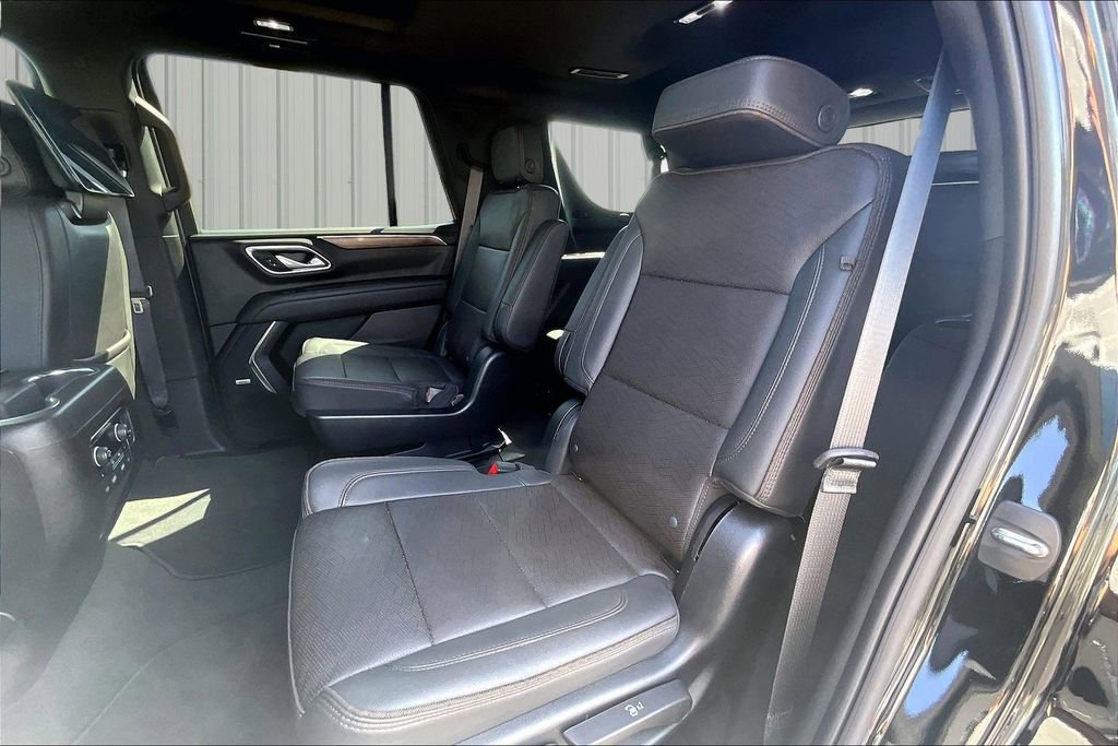 Used 2023 Chevrolet Tahoe High Country w/ Premium Package 2 AWD/4WD image 20