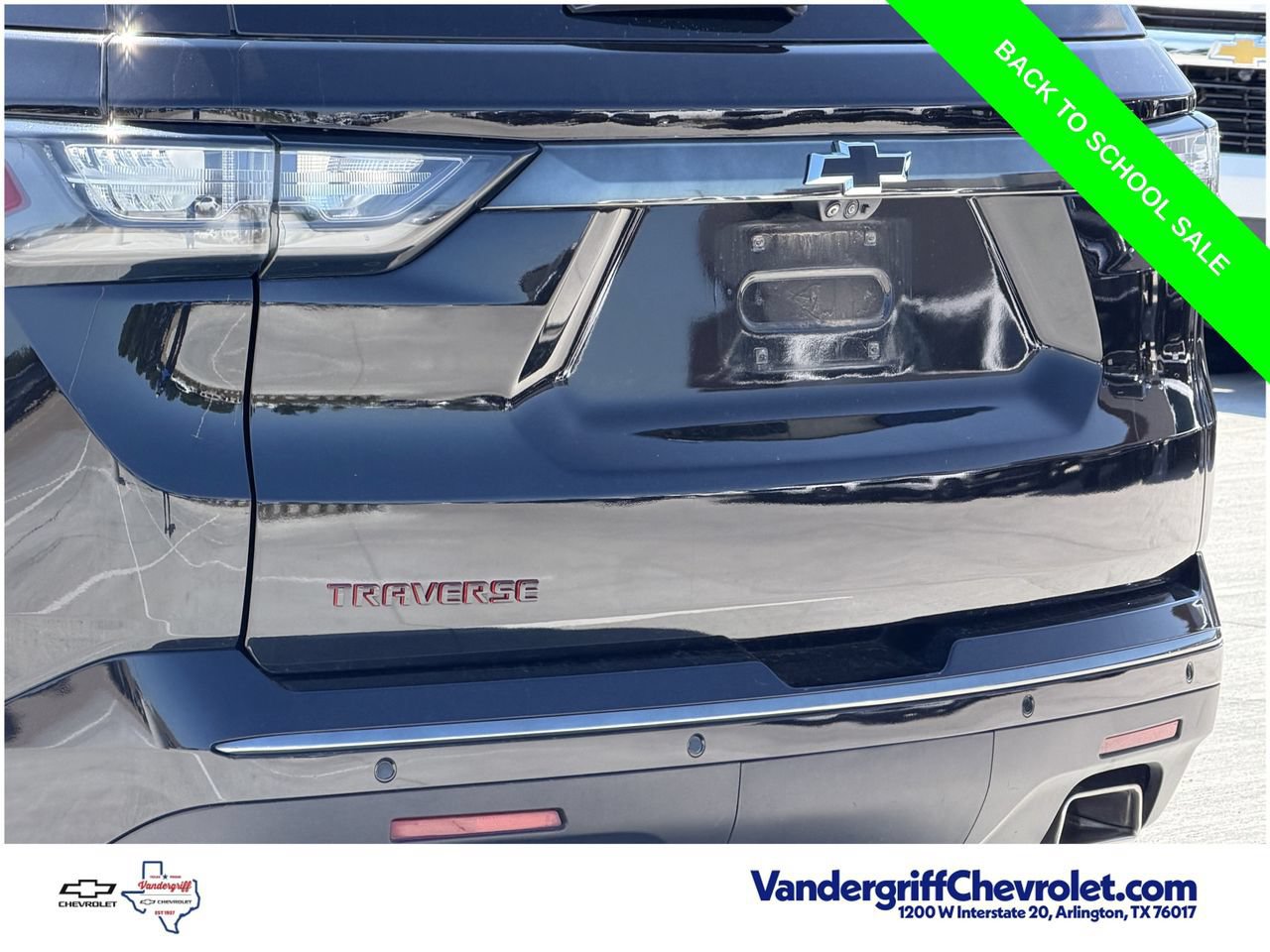 Used 2021 Chevrolet Traverse Premier w/ Redline Edition FWD image 6