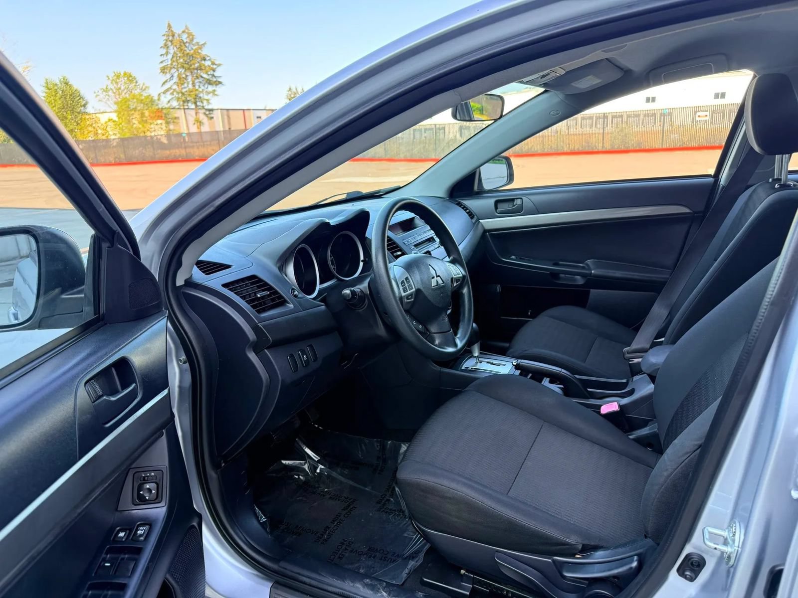 Used 2012 Mitsubishi Lancer ES FWD image 9