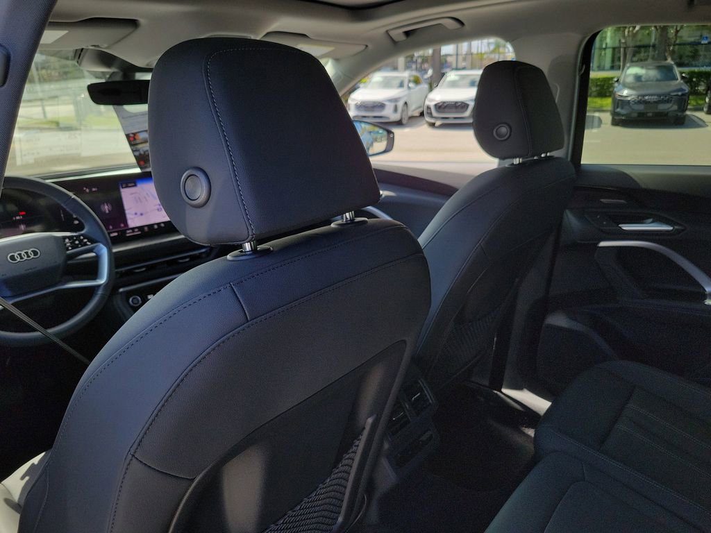 New 2025 Audi Q5 2.0T Premium Plus image 24