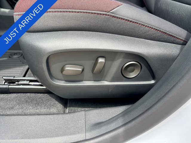 New 2026 Chevrolet Equinox RS w/ Convenience Package III FWD image 12