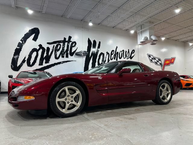Used 2003 Chevrolet Corvette Coupe w/ Preferred Equipment Group RWD image 1