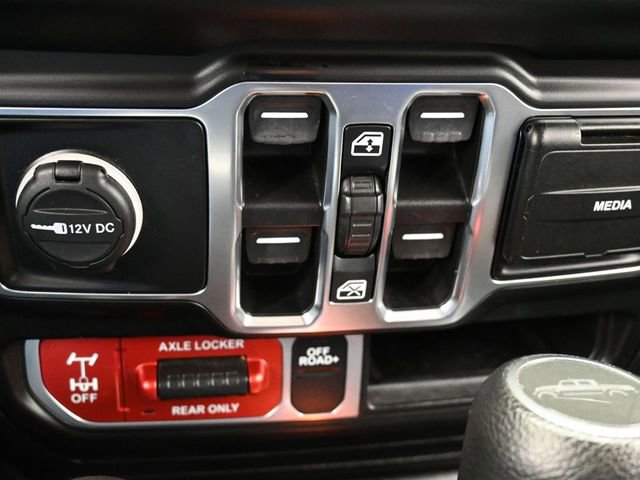 Used 2021 Jeep Gladiator Mojave w/ Trailer Tow Package image 23
