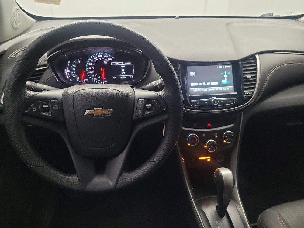 Used 2017 Chevrolet Trax LT image 22