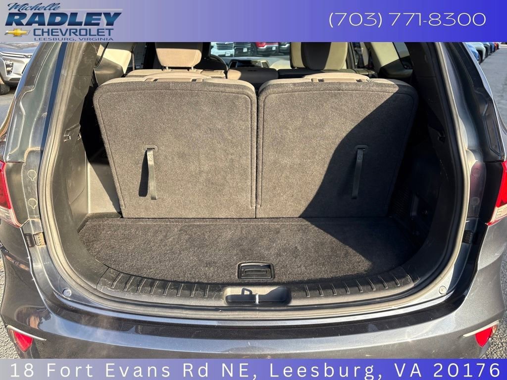 Used 2018 Hyundai Santa Fe SE AWD/4WD image 12