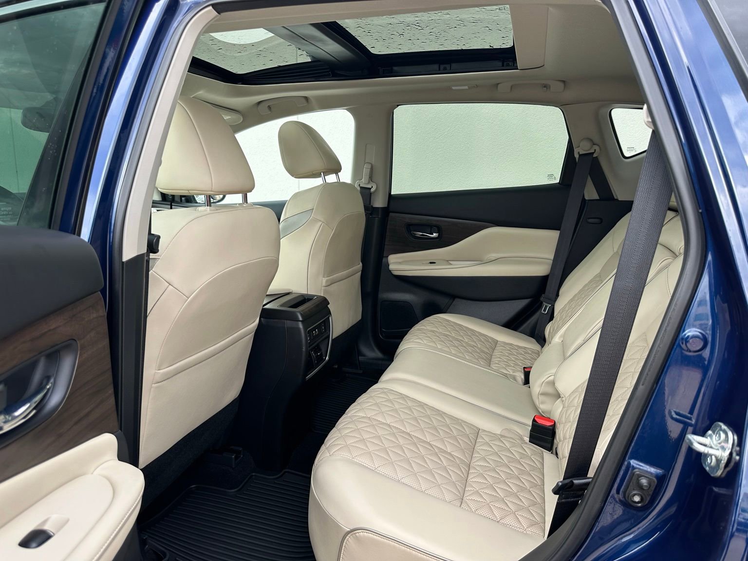 Used 2020 Nissan Murano Platinum FWD image 16