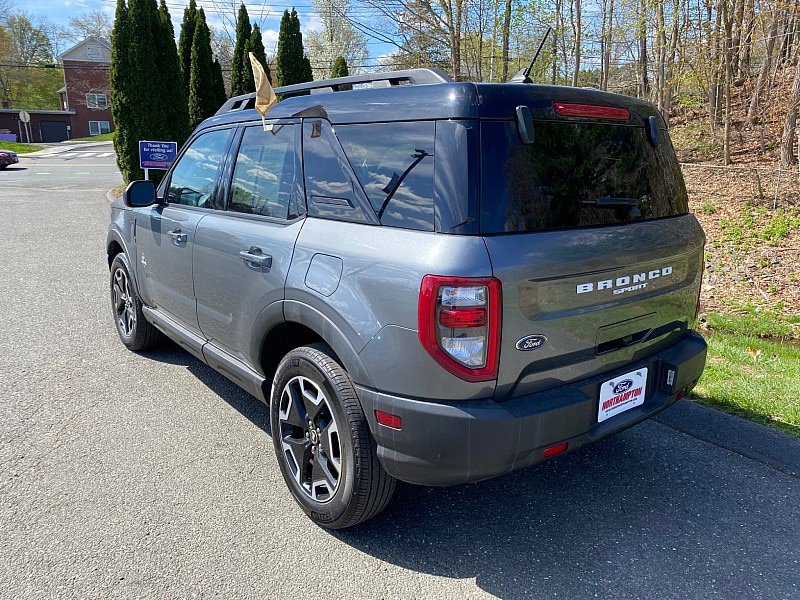 Certified 2024 Ford Bronco Sport Outer Banks w/ Tech Package AWD/4WD image 6