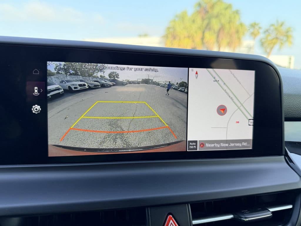 Certified 2024 Kia Seltos S image 25
