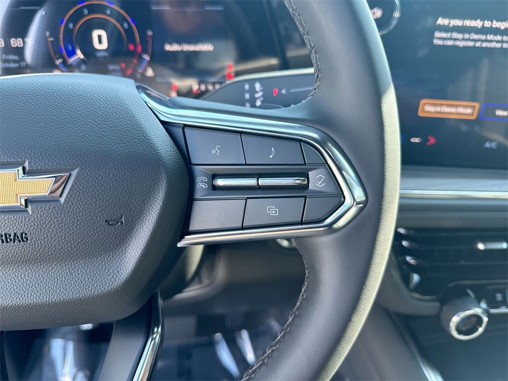New 2026 Chevrolet Suburban LS image 18