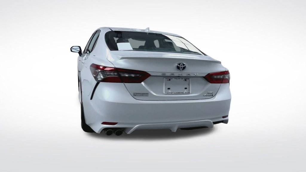 Certified 2022 Toyota Camry XSE w/ Navigation Upgrade Package image 8