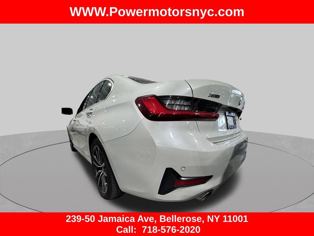 Used 2020 BMW 330i xDrive Sedan w/ Driving Assistance Package AWD/4WD image 9