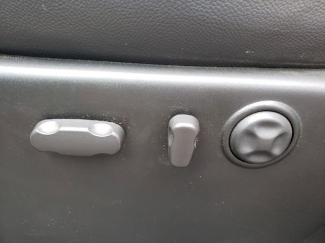 Used 2008 GMC Sierra 3500 SLT w/ Convenience Package image 15