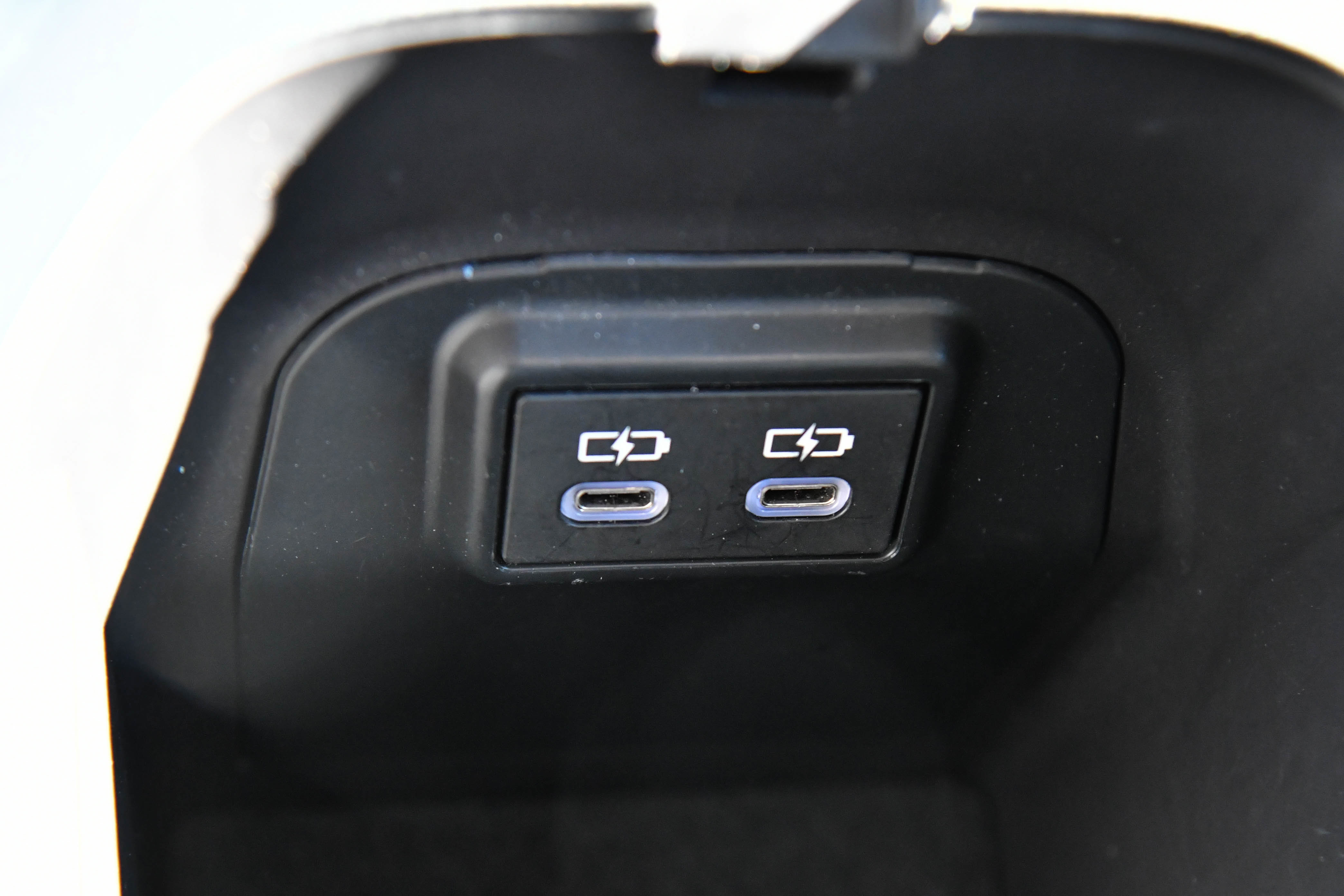 Used 2024 Toyota RAV4 XLE image 29