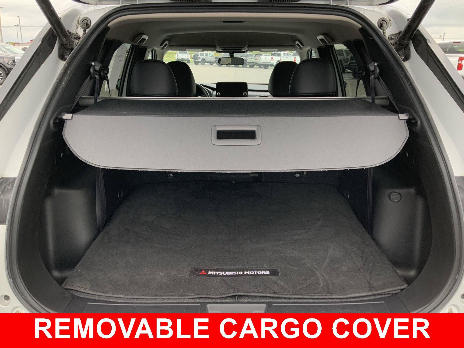 Used 2024 Mitsubishi Outlander SE AWD/4WD image 14