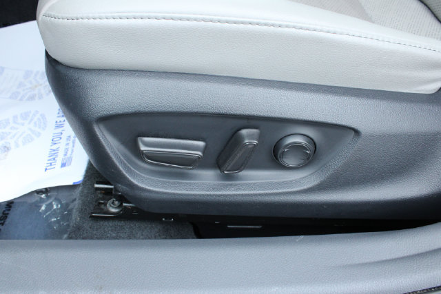 Used 2023 Toyota Camry XSE w/ Navigation Package FWD image 13