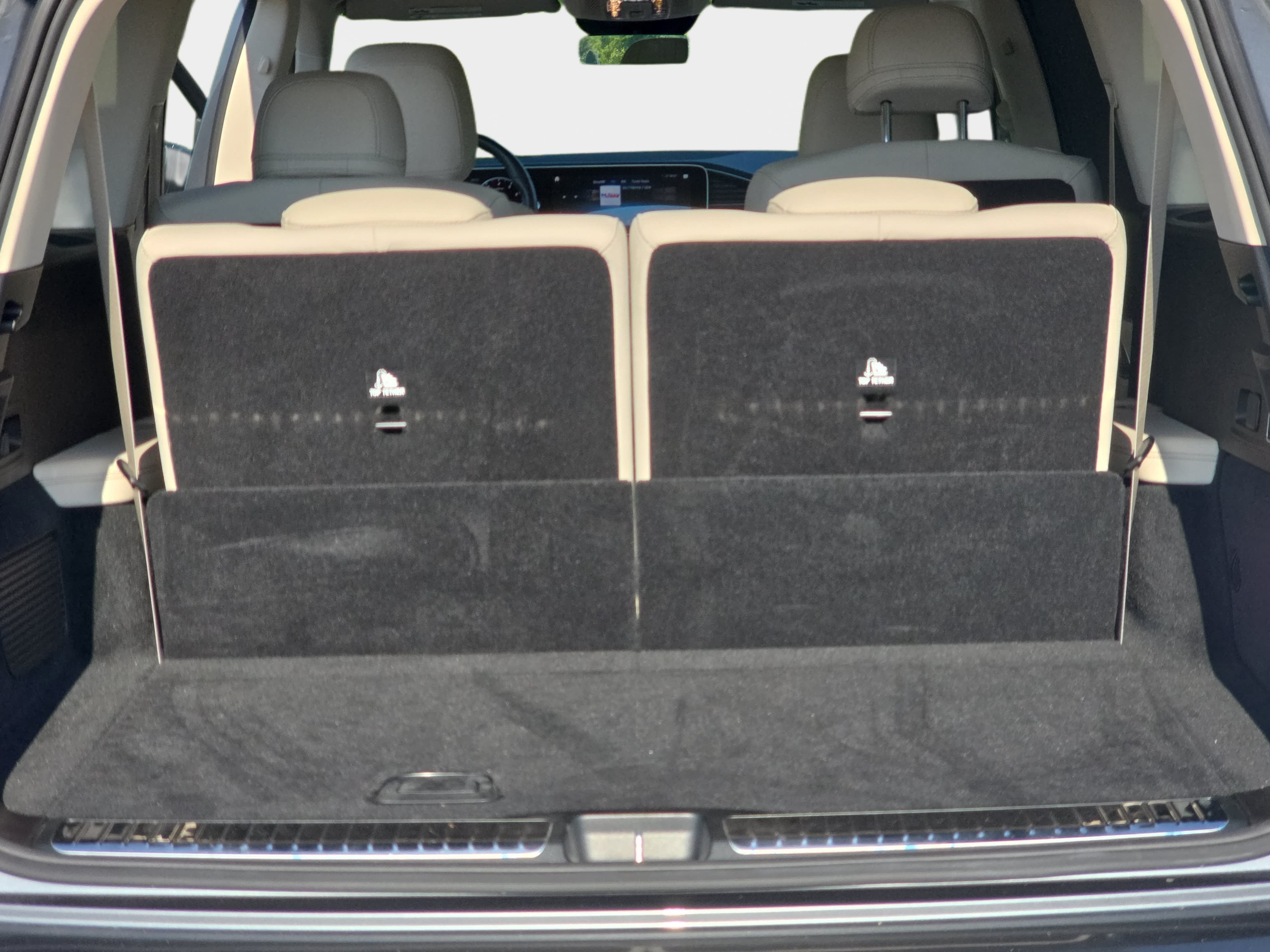 Used 2023 Mercedes-Benz GLS 580 4MATIC image 13