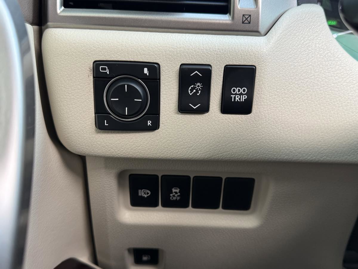 Used 2017 Lexus GX 460 image 22