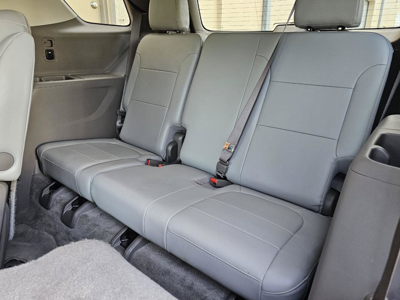 Used 2018 Chevrolet Traverse LT w/ LPO, 'HIT The Road' Package FWD image 26