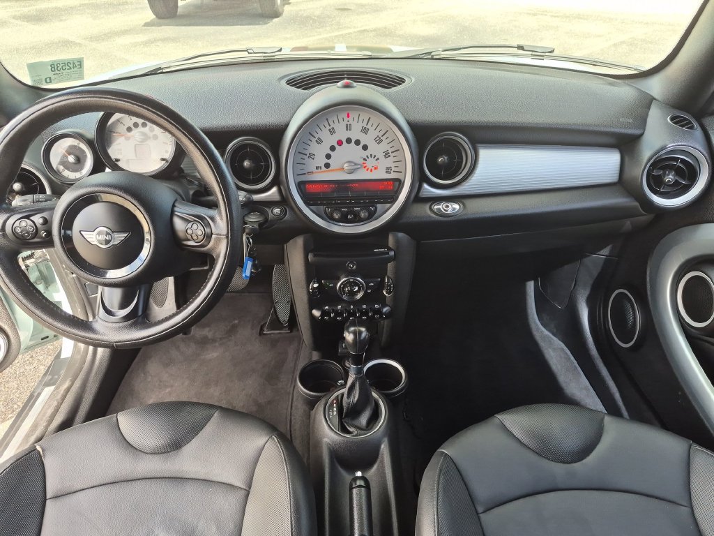 Used 2014 MINI Cooper Convertible FWD image 23