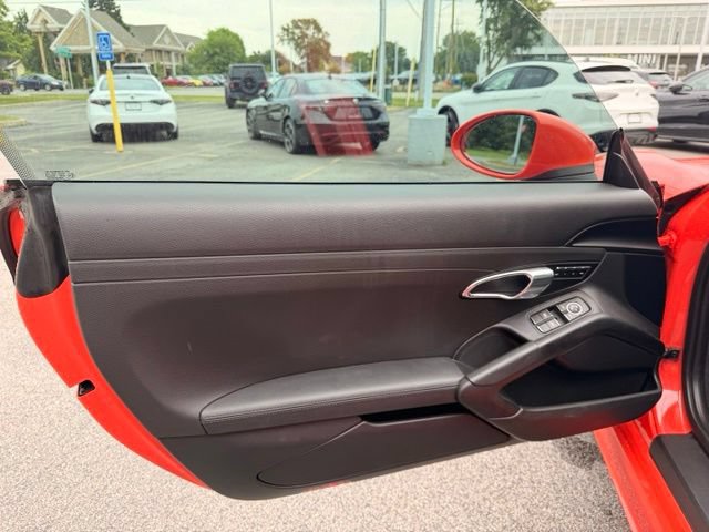 Used 2018 Porsche 718 Cayman S RWD image 13