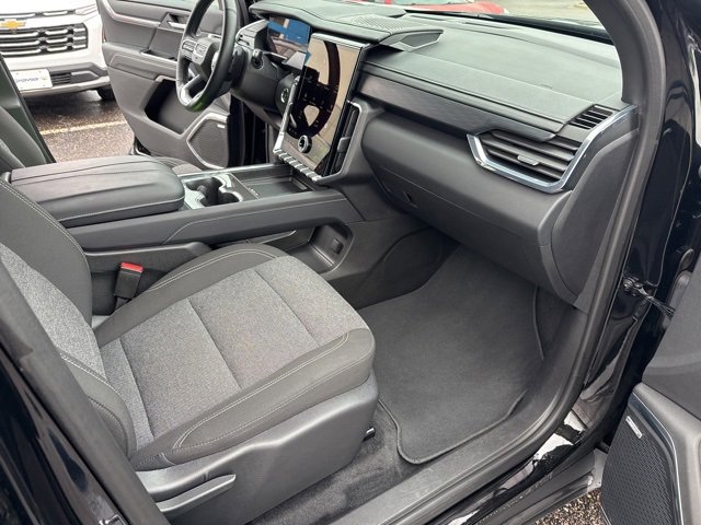 Used 2025 GMC Acadia Elevation image 22