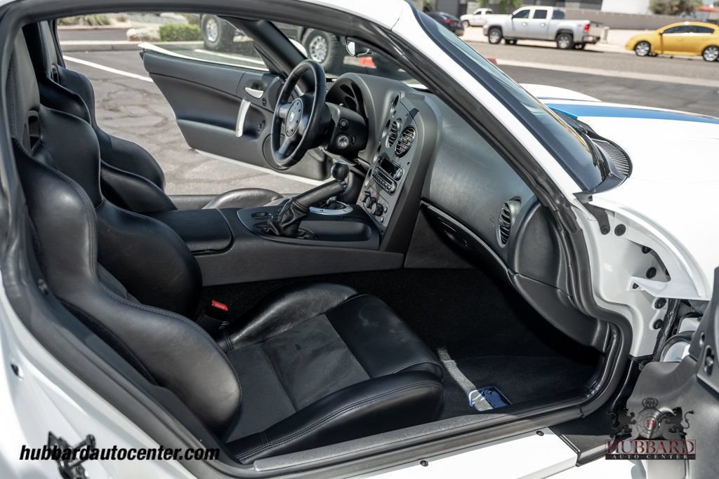 Used 2009 Dodge Viper ACR RWD image 28