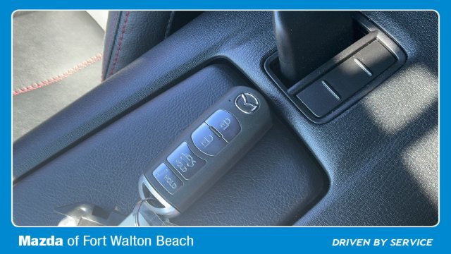 Used 2017 MAZDA MX-5 Miata Grand Touring RWD image 25
