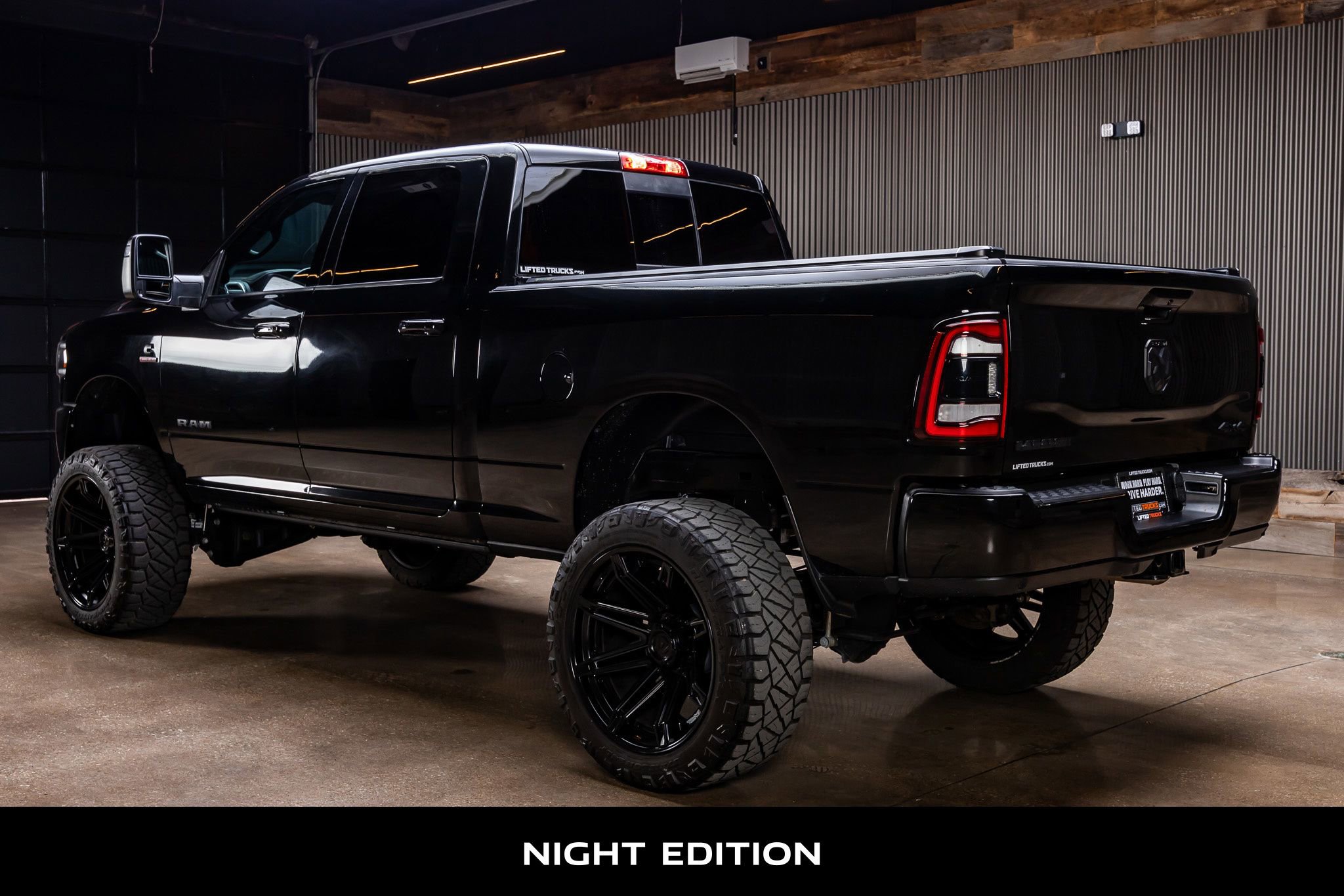 Used 2024 RAM 2500 Laramie w/ Night Edition AWD/4WD image 6